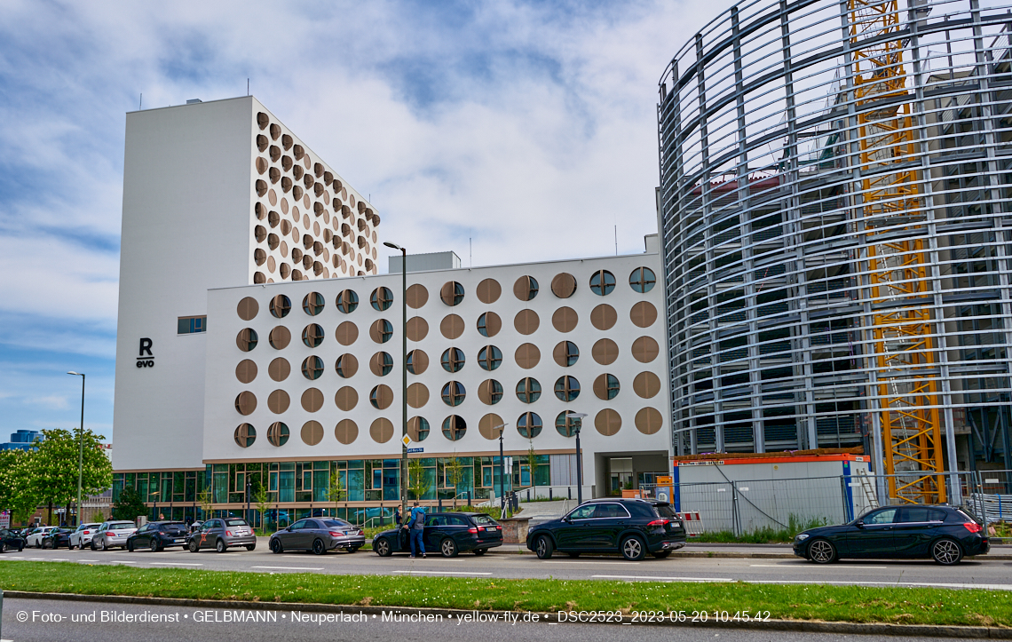 20.05.2023 - REVO Boardinghaus und Hochgarage in Neuperlach